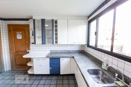 Cozinha de apartamento à venda com 4 quartos, 180m² em Recreio dos Bandeirantes, Rio de Janeiro