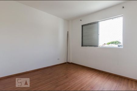 Quarto de apartamento à venda com 2 quartos, 65m² em Vila Osasco, Osasco