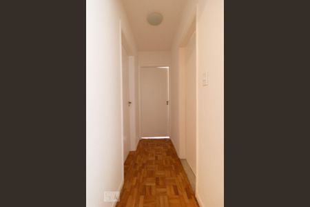 Corredor de apartamento à venda com 2 quartos, 105m² em Jardim Paulista, São Paulo