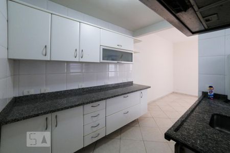 Cozinha de casa à venda com 3 quartos, 150m² em Vila Cordeiro, São Paulo