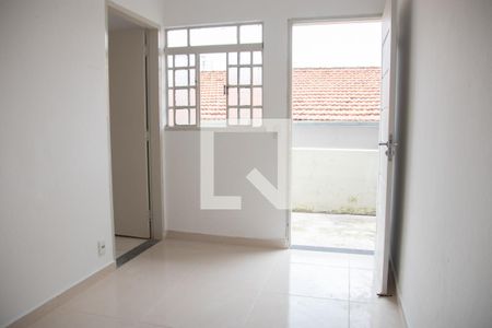 Sala de casa para alugar com 1 quarto, 45m² em Vila Leonor, São Paulo
