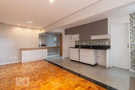 Sala e cozinha de apartamento para alugar com 2 quartos, 72m² em Vila Gomes Cardim, São Paulo