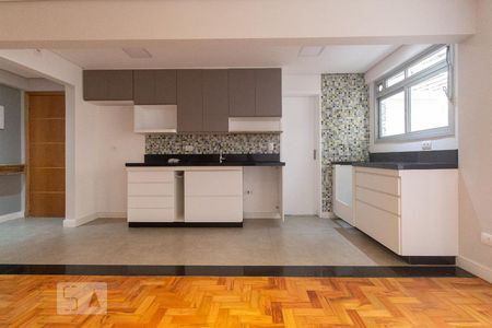 Sala e cozinha de apartamento à venda com 2 quartos, 72m² em Vila Gomes Cardim, São Paulo