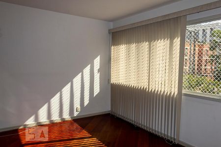 Sala de apartamento à venda com 3 quartos, 90m² em Vila Olímpia, São Paulo