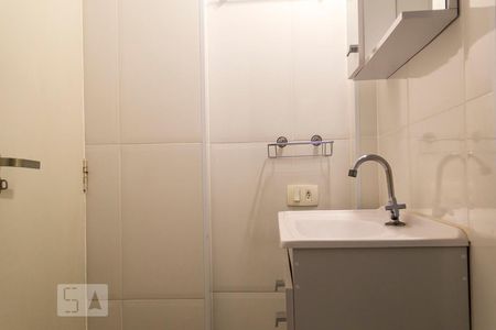 Lavabo de apartamento à venda com 3 quartos, 90m² em Vila Olímpia, São Paulo