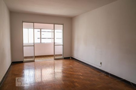 Kitinete de apartamento para alugar com 1 quarto, 40m² em Consolação, São Paulo