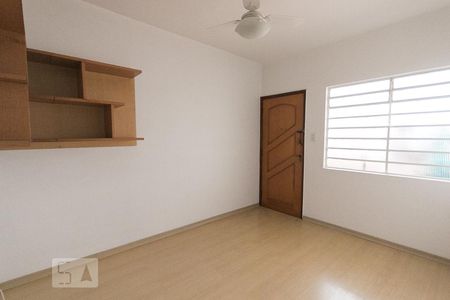 Sala de apartamento para alugar com 2 quartos, 59m² em Cambuci, São Paulo