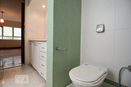 Banheiro suíte de apartamento à venda com 4 quartos, 203m² em São Bento, Belo Horizonte