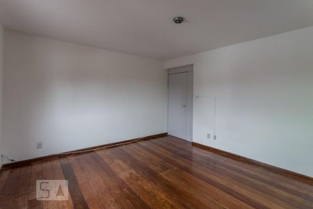 Quarto 1 de apartamento para alugar com 2 quartos, 85m² em Medianeira, Porto Alegre