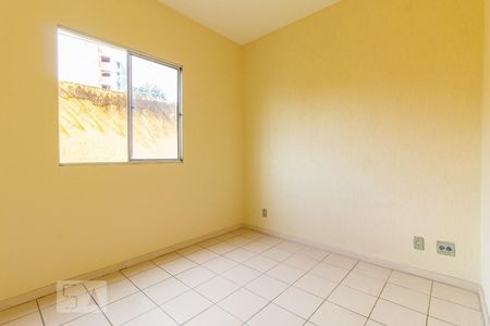 Quarto 1 de apartamento para alugar com 2 quartos, 48m² em Heliópolis, Belo Horizonte