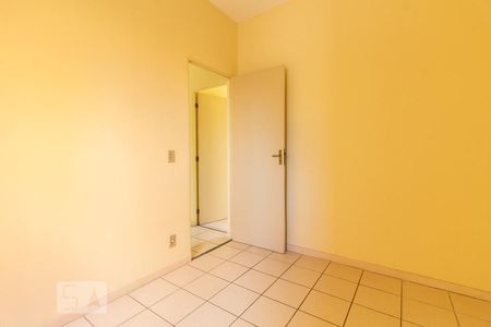 Quarto 2 de apartamento para alugar com 2 quartos, 48m² em Heliópolis, Belo Horizonte