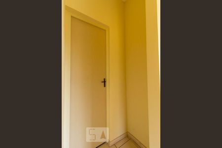 Entrada Banheiro Social de apartamento para alugar com 2 quartos, 48m² em Heliópolis, Belo Horizonte