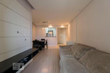 Sala de apartamento para alugar com 3 quartos, 69m² em Cambuci, São Paulo