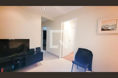 Sala 2 de apartamento à venda com 3 quartos, 115m² em Cambuí, Campinas