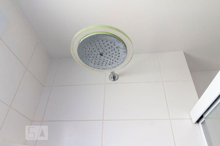 Detalhe banheiro suite  de apartamento para alugar com 2 quartos, 64m² em Vila Bertioga, São Paulo