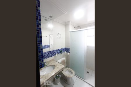 Banheiro de apartamento à venda com 2 quartos, 56m² em Vila Augusta, Guarulhos