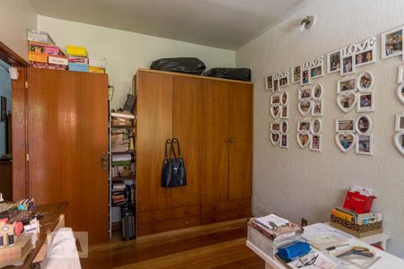 Escritório de casa à venda com 3 quartos, 252m² em Teresópolis, Porto Alegre