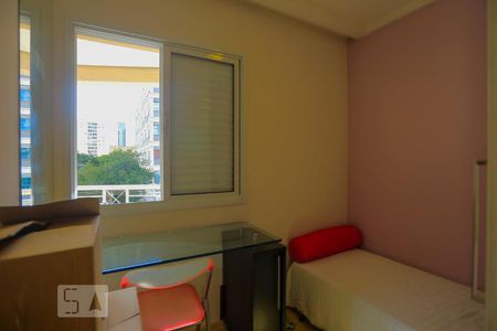 Quarto 1 de apartamento para alugar com 2 quartos, 45m² em Pinheiros, São Paulo