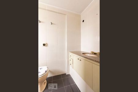 Banheiro suite  de apartamento para alugar com 3 quartos, 120m² em Penha de França, São Paulo