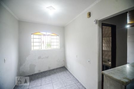 Sala de Jantar de casa para alugar com 2 quartos, 80m² em Cidade Mãe do Céu, São Paulo