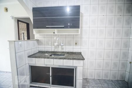 Cozinha de casa para alugar com 2 quartos, 80m² em Cidade Mãe do Céu, São Paulo