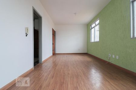 Sala de apartamento para alugar com 3 quartos, 75m² em Jardim América, Belo Horizonte