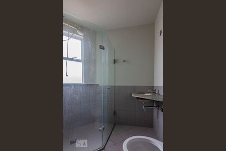 Banheiro Social de apartamento à venda com 3 quartos, 95m² em Santo Antonio, Belo Horizonte