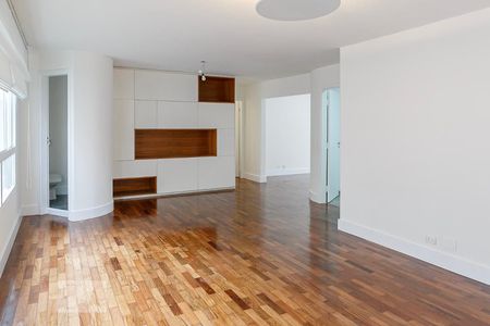 Apartamento à venda com 160m², 3 quartos e 1 vagaSala