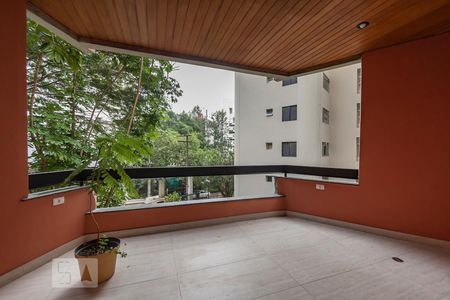 Varanda 2 de apartamento à venda com 4 quartos, 240m² em Real Parque, São Paulo