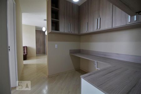 Corredor de apartamento para alugar com 2 quartos, 57m² em Butantã, São Paulo