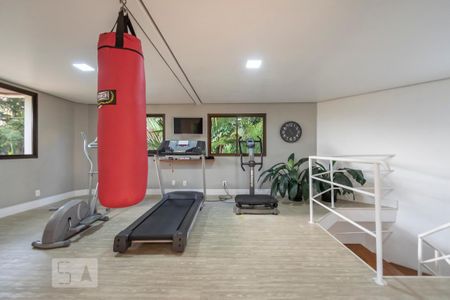 Apartamento à venda com 170m², 4 quartos e 3 vagas Apartamento à venda com 170m², 4 quartos e 3 vagasAcademia