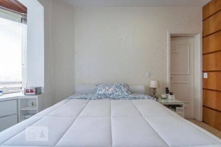 Apartamento à venda com 170m², 4 quartos e 3 vagas Apartamento à venda com 170m², 4 quartos e 3 vagasSuíte 2