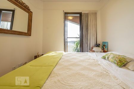 Apartamento à venda com 170m², 4 quartos e 3 vagas Apartamento à venda com 170m², 4 quartos e 3 vagasSuíte 1