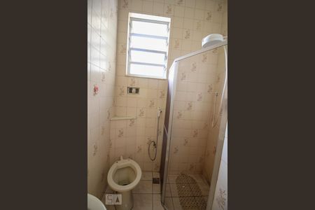 Banheiro de apartamento para alugar com 1 quarto, 40m² em Irajá, Rio de Janeiro