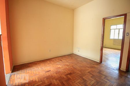 Sala de apartamento para alugar com 1 quarto, 40m² em Irajá, Rio de Janeiro