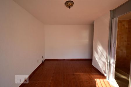 Sala  de apartamento para alugar com 2 quartos, 55m² em Santa Rosa, Niterói