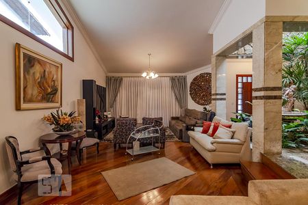 Sala de casa à venda com 5 quartos, 550m² em Palmares, Belo Horizonte