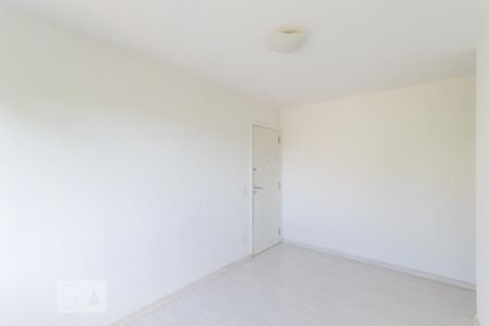 Sala de apartamento para alugar com 2 quartos, 48m² em Anil, Rio de Janeiro