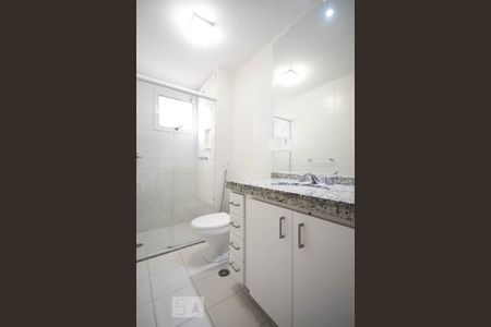 Banheiro suíte 1 de apartamento à venda com 3 quartos, 146m² em Lar São Paulo, São Paulo