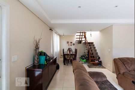 Sala de casa para alugar com 3 quartos, 170m² em Vila Babilônia, São Paulo