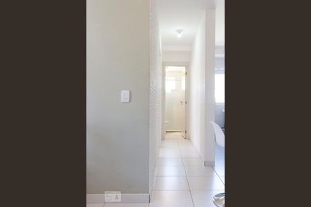 Corredor de Acesso aos Quartos e Banheiro  de apartamento à venda com 2 quartos, 45m² em Maranhão, São Paulo