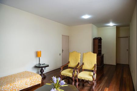 Sala de apartamento para alugar com 3 quartos, 130m² em Copacabana, Rio de Janeiro