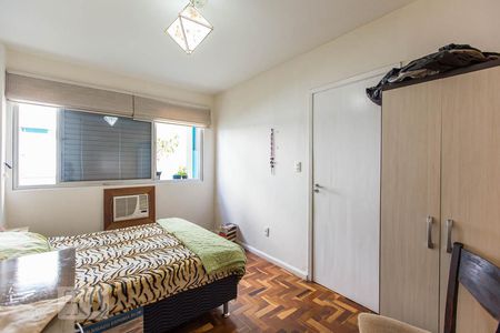 Quarto de apartamento à venda com 1 quarto, 46m² em Azenha, Porto Alegre