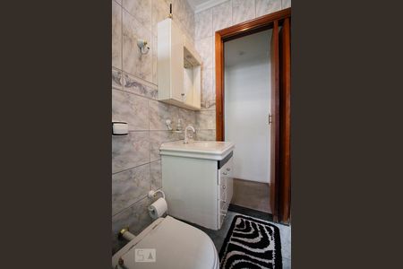 Casa à venda com 172m², 4 quartos e 1 vaga Casa à venda com 172m², 4 quartos e 1 vagaBanheiro 2