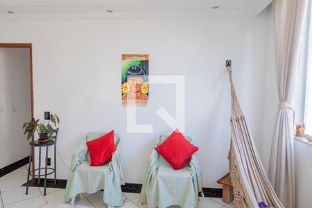 Sala de apartamento para alugar com 2 quartos, 80m² em Sagrada Família, Belo Horizonte