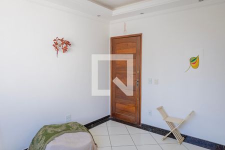 Sala de apartamento para alugar com 2 quartos, 80m² em Sagrada Família, Belo Horizonte