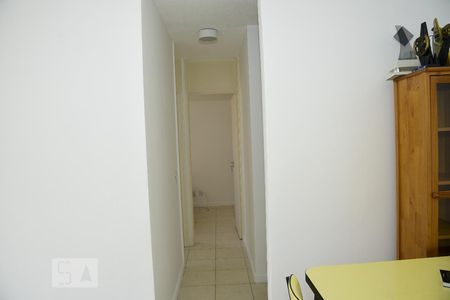 Corredor de apartamento à venda com 2 quartos, 49m² em Anil, Rio de Janeiro