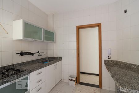 Cozinha de apartamento para alugar com 2 quartos, 81m² em Castelo, Belo Horizonte