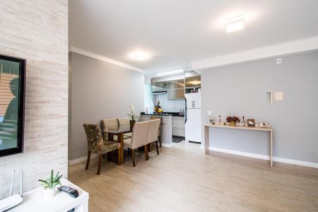 Sala de apartamento para alugar com 3 quartos, 62m² em Jardim Santa Emília, São Paulo