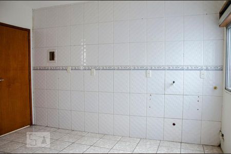 Cozinha de apartamento para alugar com 2 quartos, 60m² em Estância Velha, Canoas